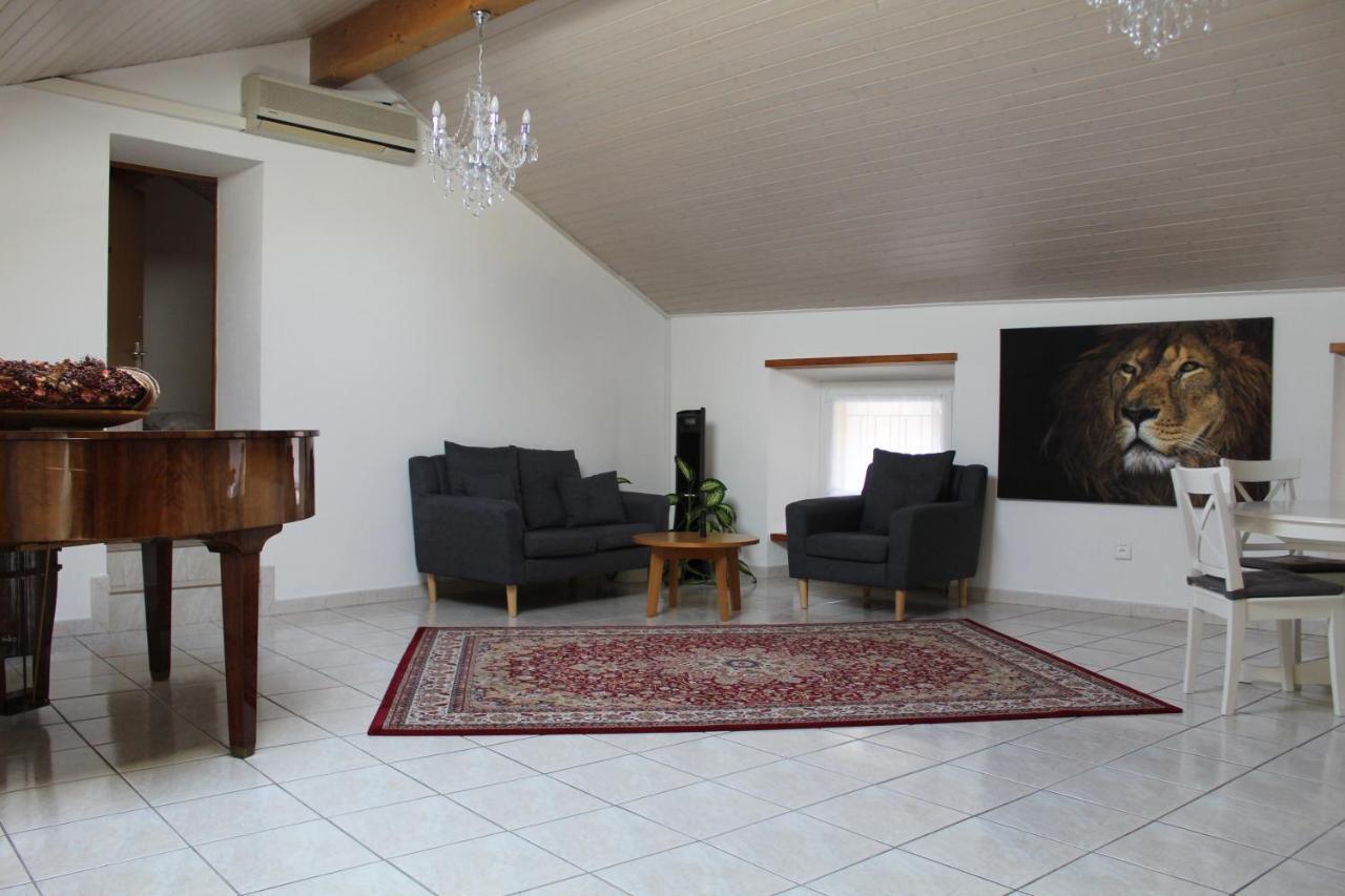Gioiacasa Apartment Novazzano ภายนอก รูปภาพ