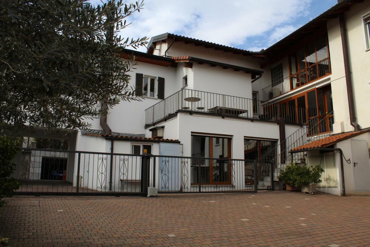 Gioiacasa Apartment Novazzano ภายนอก รูปภาพ